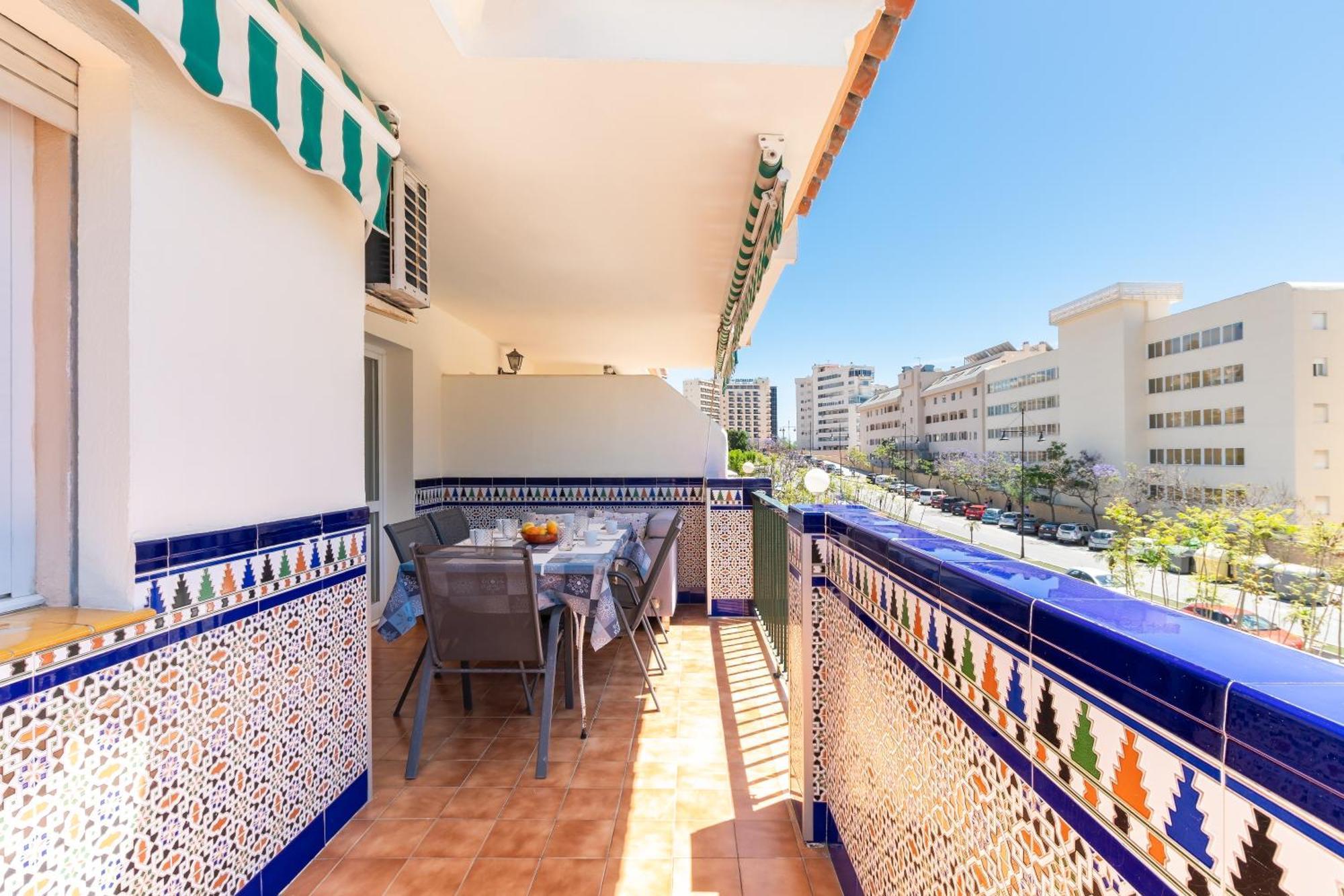 Apartamento Torreblanca, Фуeнхирола Екстериор снимка