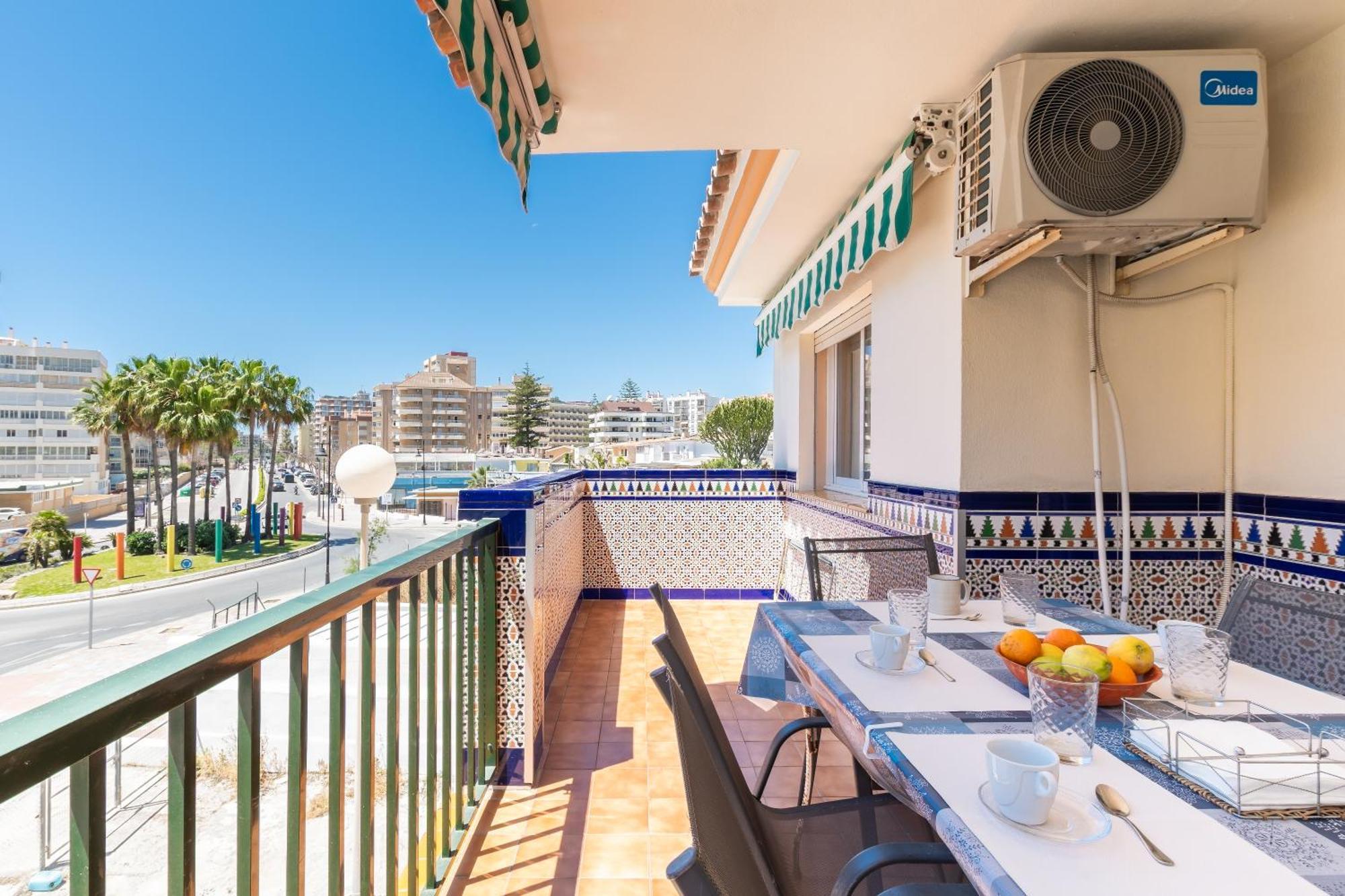 Apartamento Torreblanca, Фуeнхирола Екстериор снимка