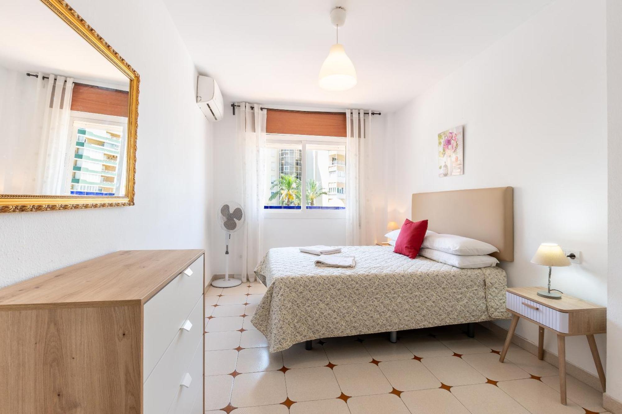Apartamento Torreblanca, Фуeнхирола Екстериор снимка